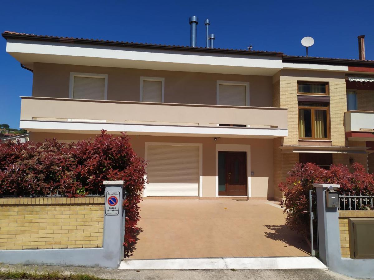 Casa Rossella Apartment Porto Sant'Elpidio Luaran gambar