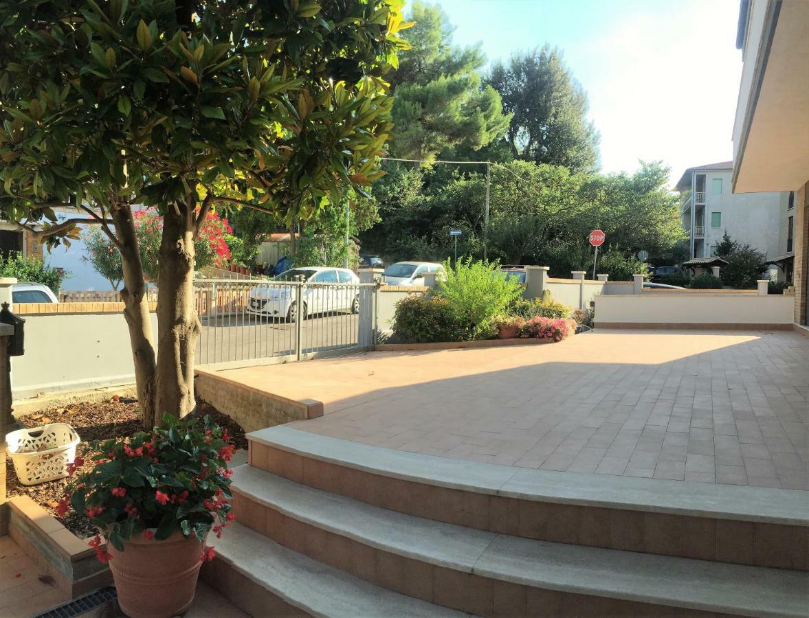 Casa Rossella Apartment Porto Sant'Elpidio Luaran gambar